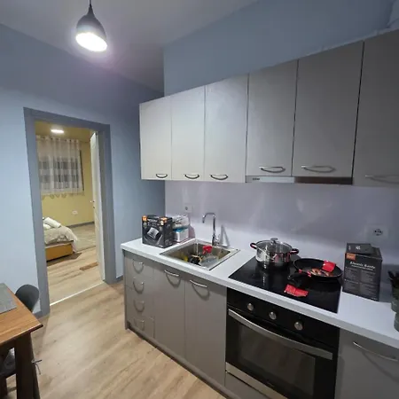 Quiet Corner Apartments, Delijorgji Apartment