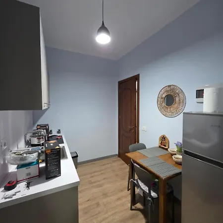 Quiet Corner Apartments, Delijorgji Apartment *