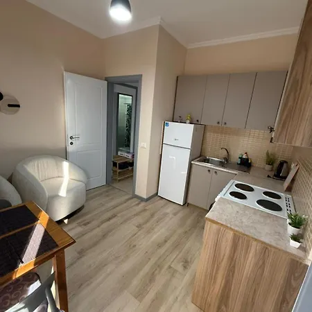 Quiet Corner Apartments, Delijorgji Tirana