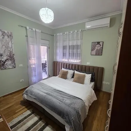 Quiet Corner Apartments, Delijorgji *